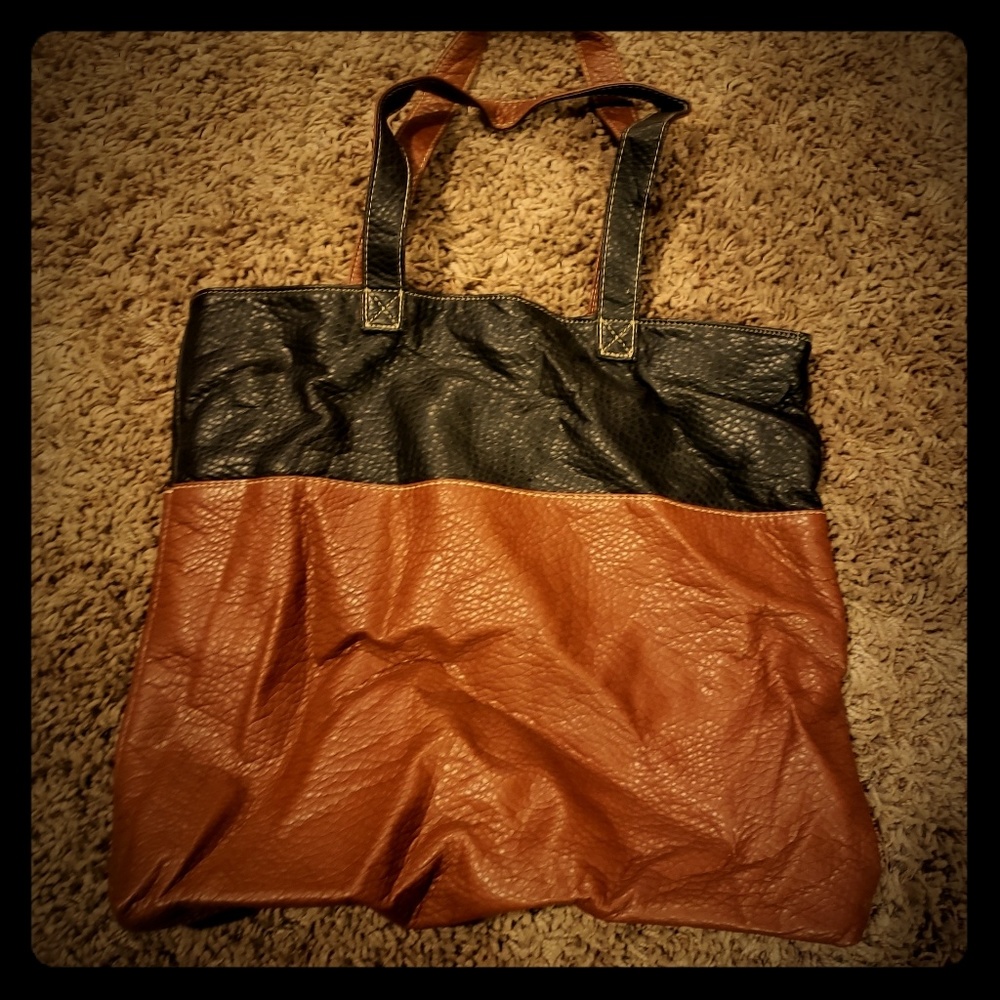 Marc ecko purse